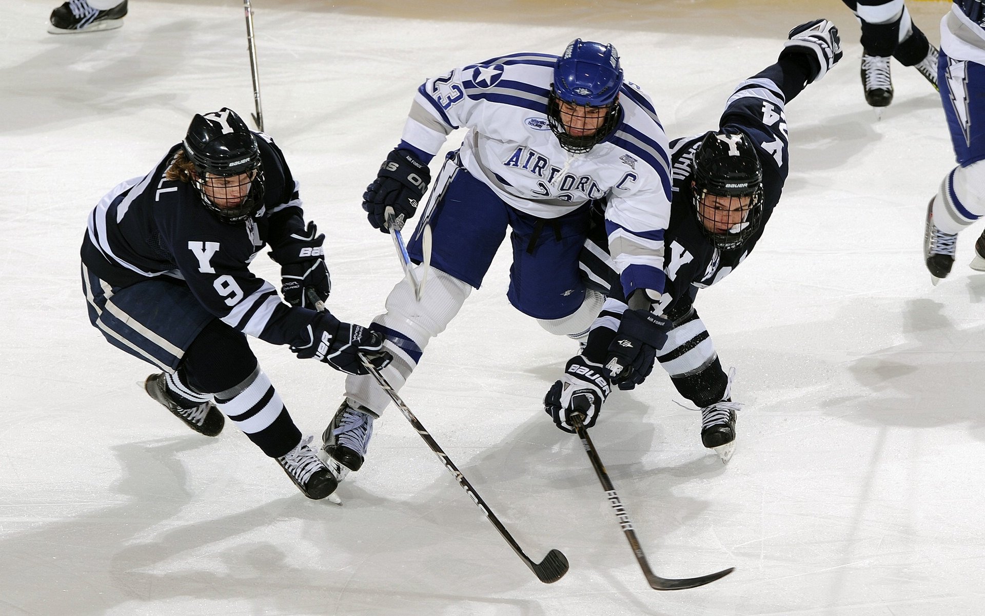 九游网-劲敌相逢！欧洲豪门球队将在比赛中较量，欧洲豪门联赛
